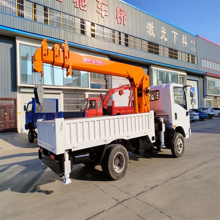 克什克腾旗三轮随车吊定制 农用改装机自备吊中瑞长期出售